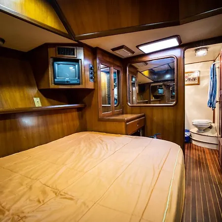 Luxury 50 Yacht - - Lanzarote - Marina